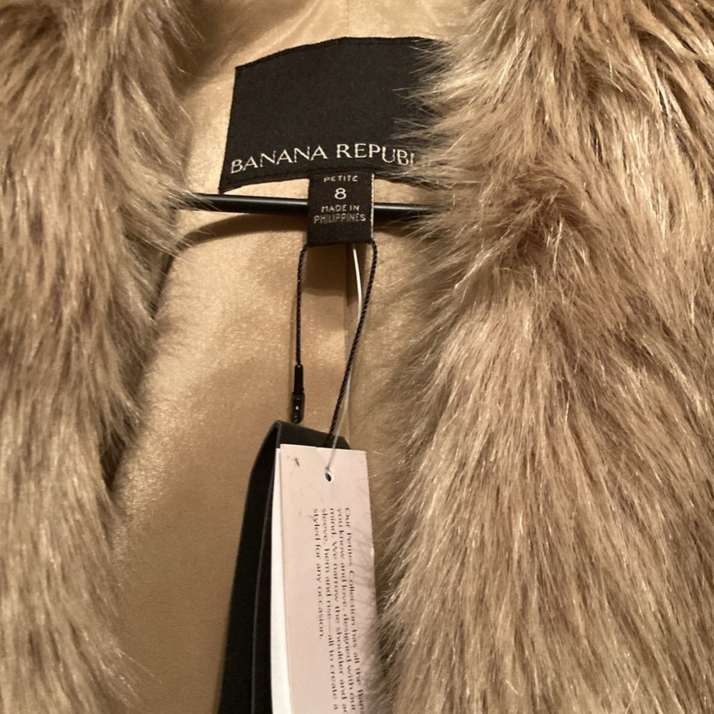 Banana Republic Gray Herringbone Blazer with Faux Fur Trim - Picture 4 of 12
